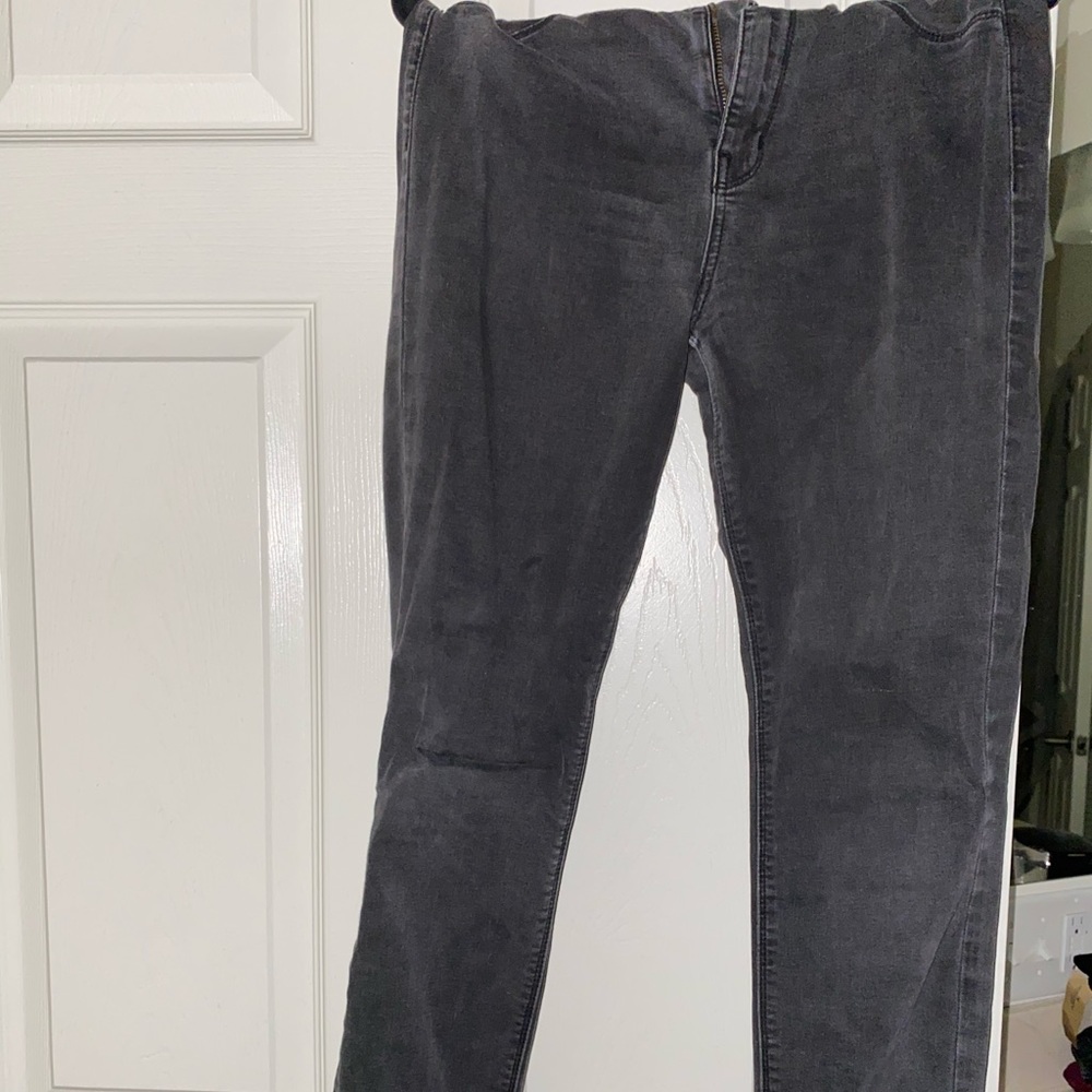 Distressed black American Eagle Sky High jeggings